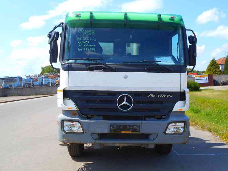 MERCEDES BENZ ACTROS 3241 B - foto 2