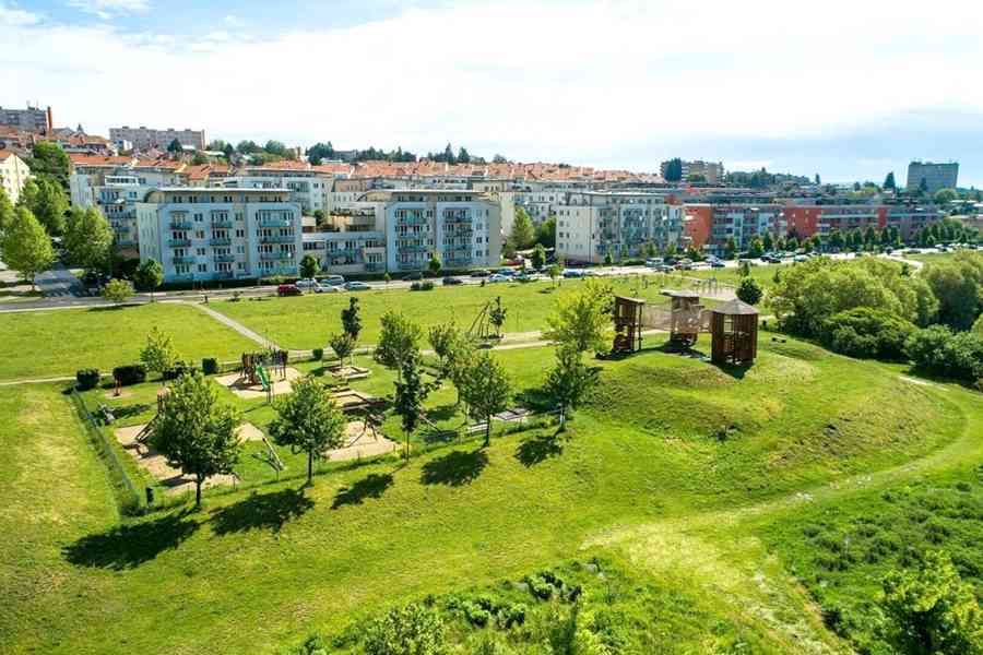 Pronajmu pěkný byt 2+kk s terasou, Brno, kouzelné Medlánky - foto 20