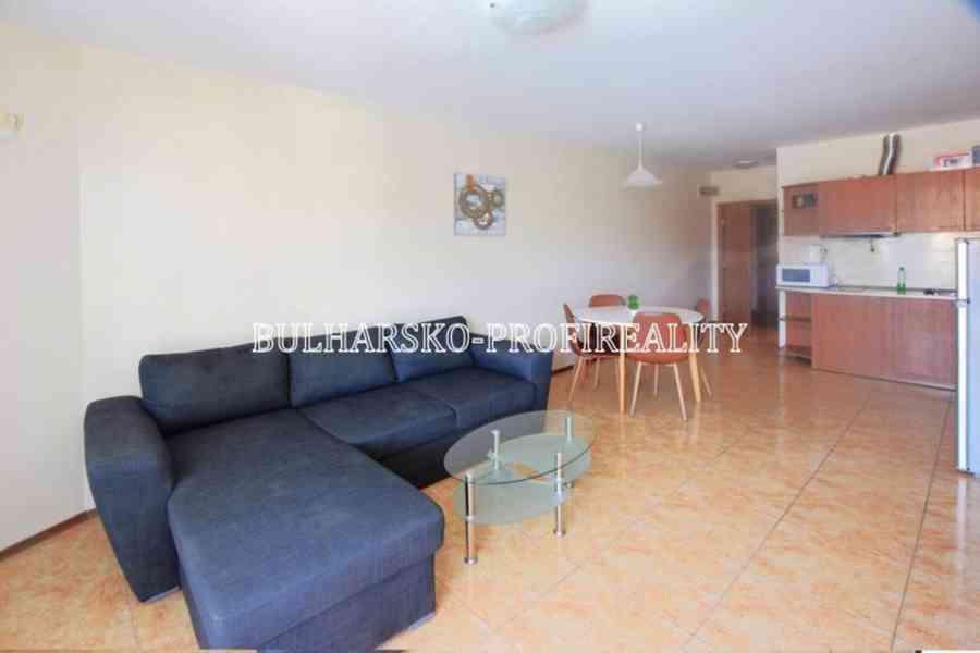 Exkluzivní nabídka: Prostorný apartmán 2+kk s bočním výhlede - foto 12