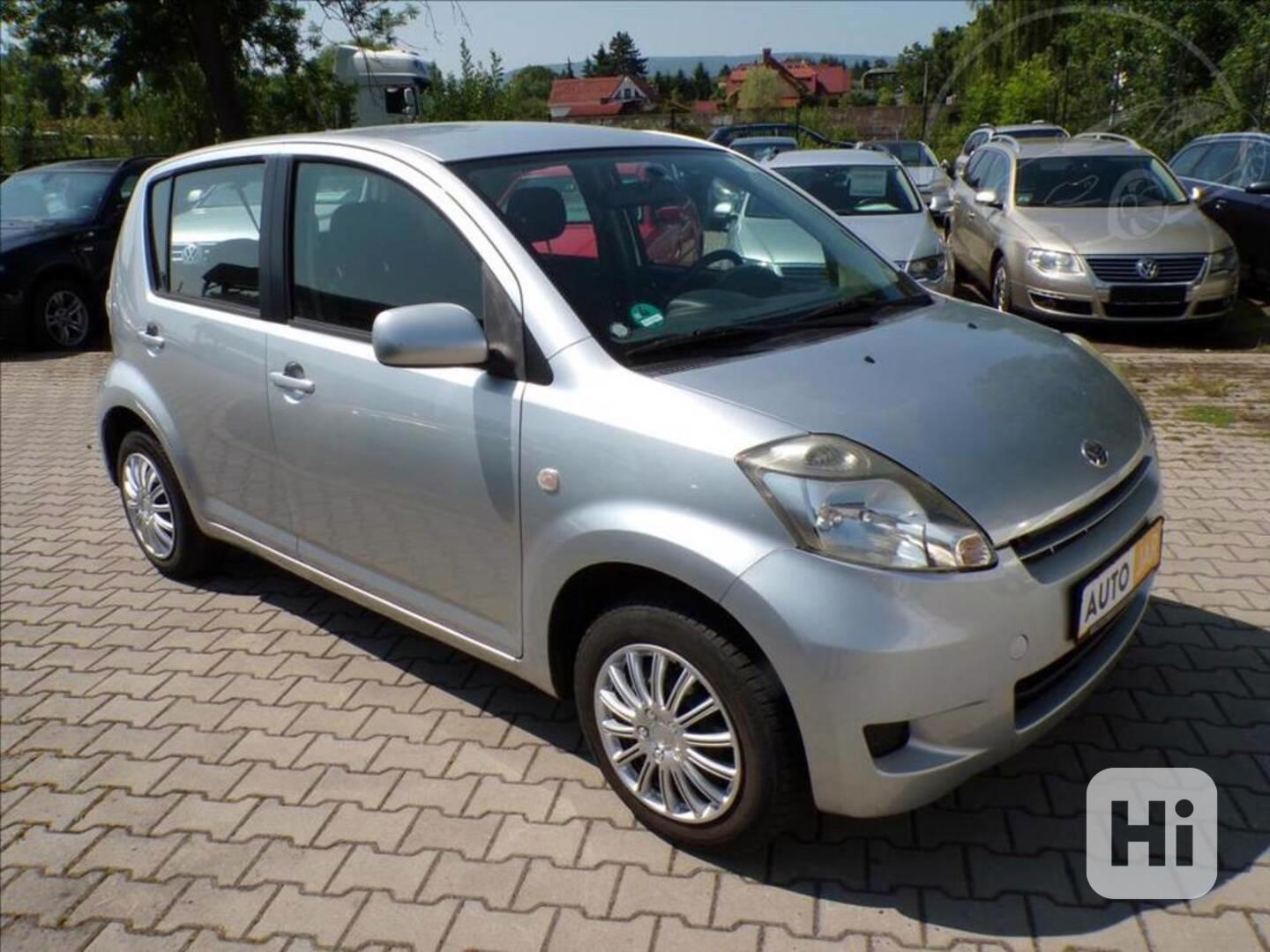 Daihatsu Sirion 1,0 i - foto 1