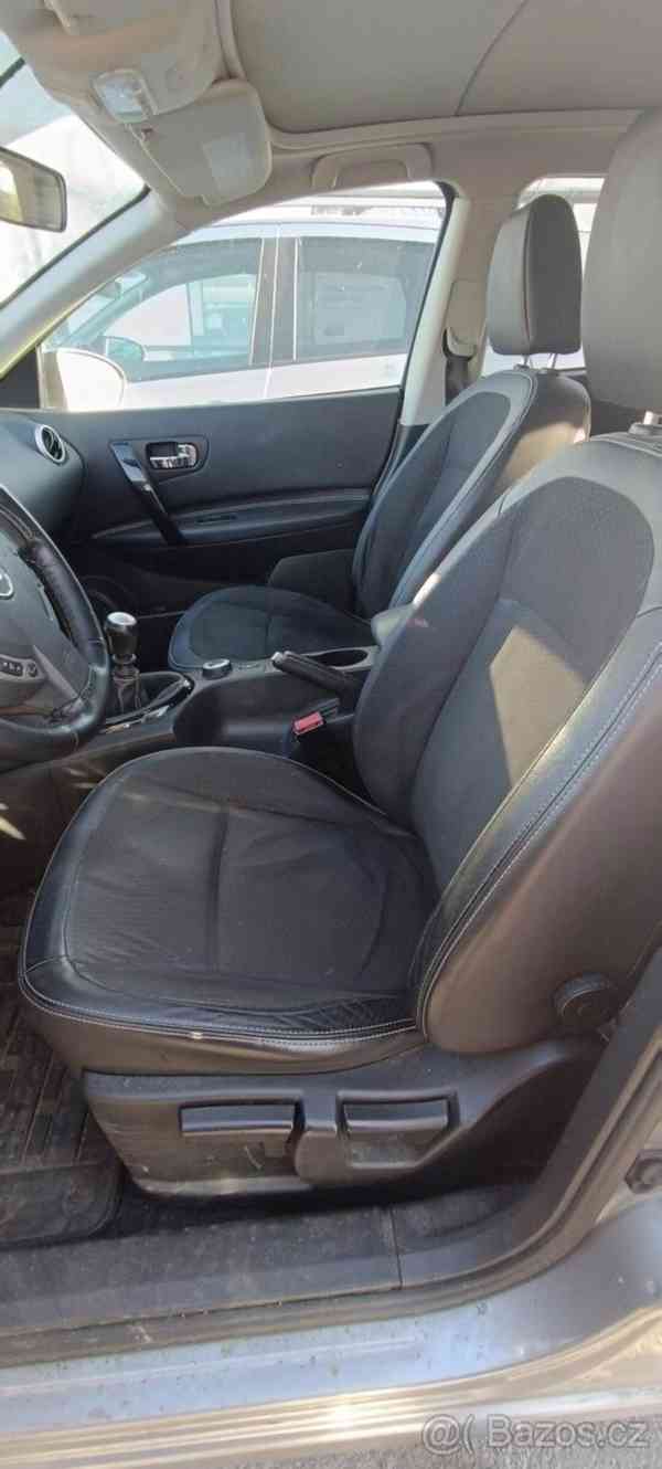 Nissan Qashqai 1,6   dci 96 kW PANORAMA - foto 5
