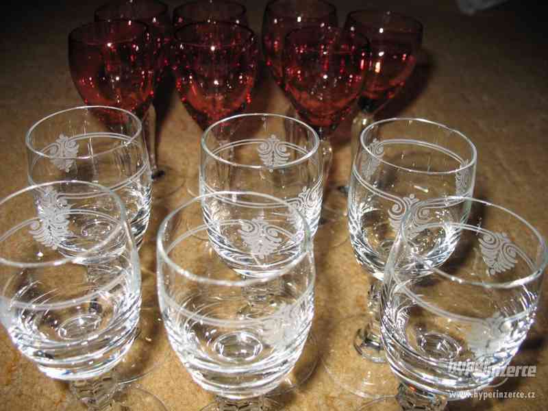 Sklenice nápojové - různé (na víno i alkohol) - foto 2