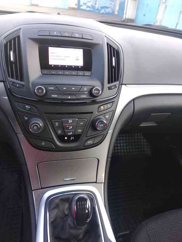 Opel Insignia ST 2.0cdti 103 Kw,ČR,nehavar,nelak,garážován - foto 13