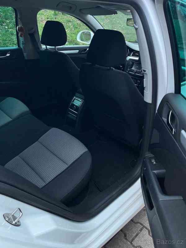 Škoda Superb 2,0   TDI Ambition - foto 17