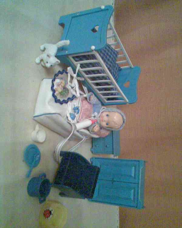 Retro panenka s postýlkou - foto 2