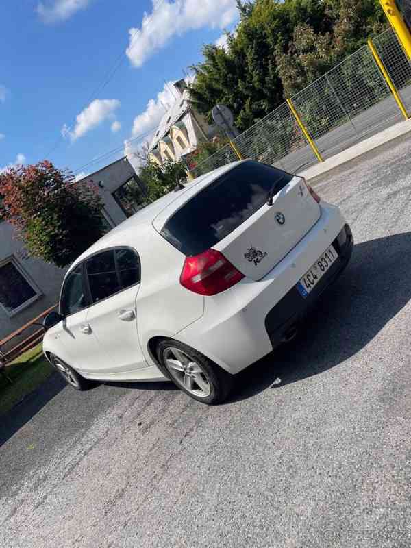 BMW Řada 1 2,0   120d e87 130kw bílý hatchback - foto 8