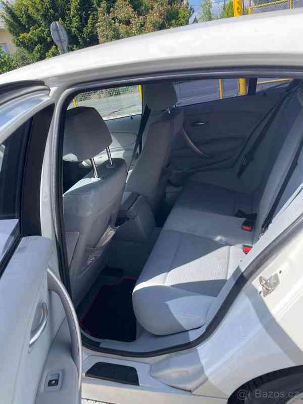BMW Řada 1 2,0   120d e87 130kw bílý hatchback - foto 6