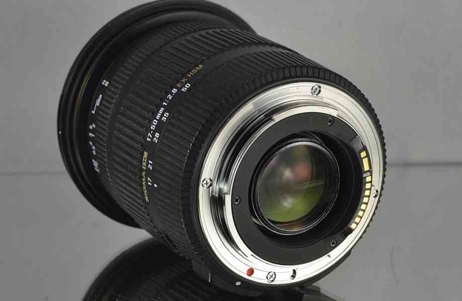pro Canon - Sigma DC 17-50mm 1:2.8 EX OS HSM *APS-C Zoom - foto 5