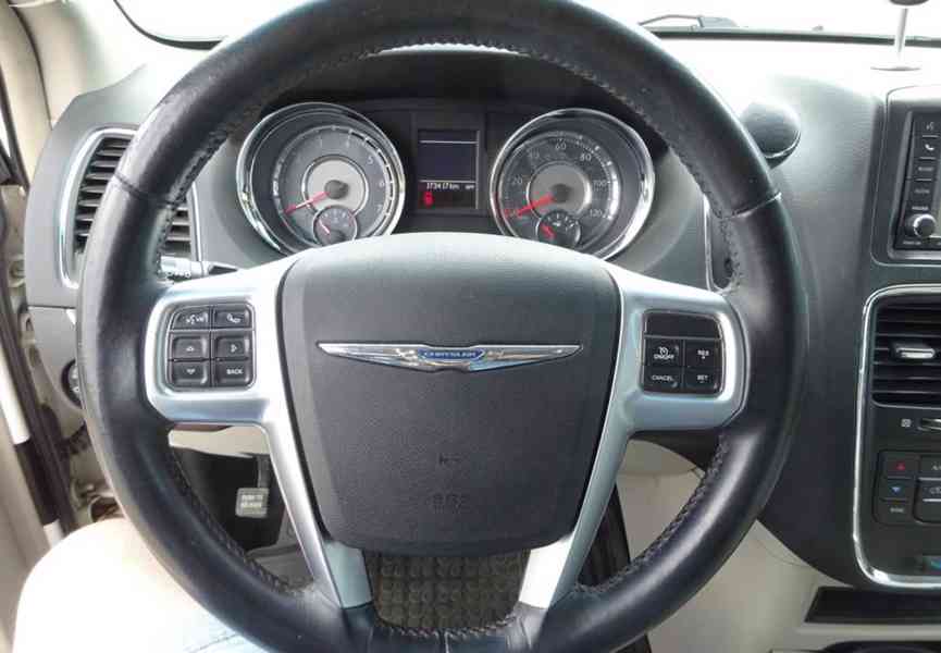 Chrysler Town &Country 3.6 L r.v.2013 (208 kw) AUTOMAT - foto 11