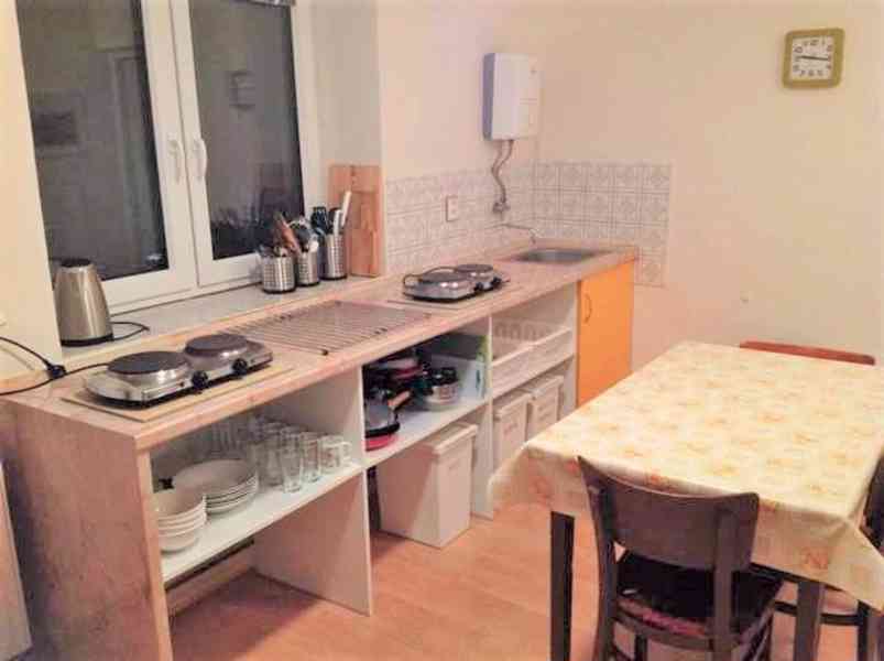 1.lůžkový pokoj v RD, student/ka, pračka - foto 5