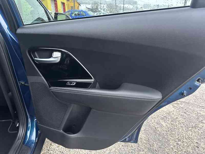 Kia Niro 1.6 Plug-in Hybrid 104kW/1MA - foto 20