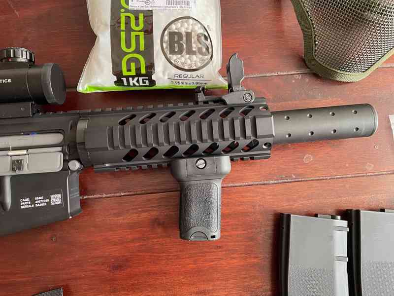 Airsoftová puška Specna Arms RRA SA-E11 Edge - foto 3