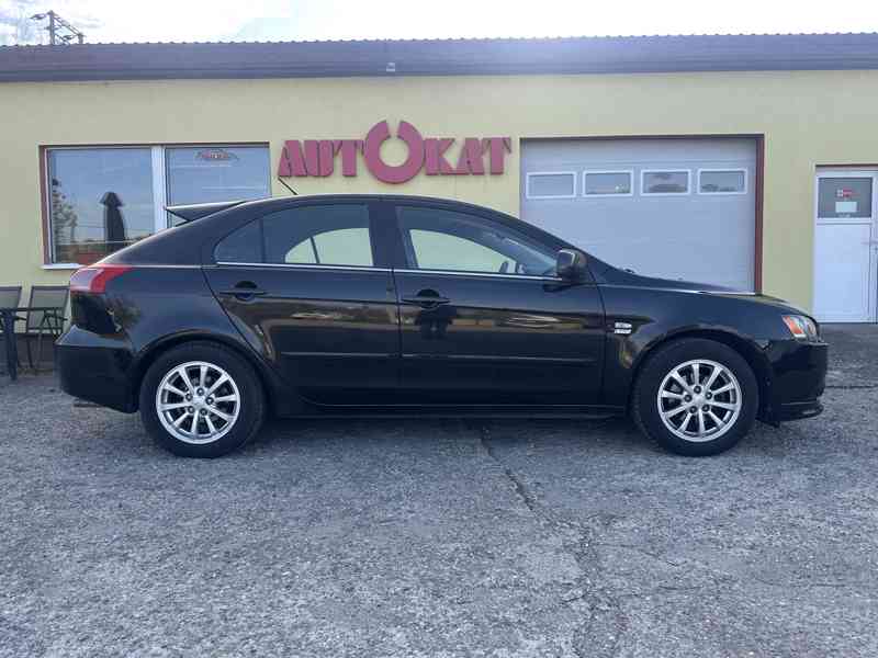 Mitsubishi Lancer 1.6i 85kW/ČR/1Maj - foto 2