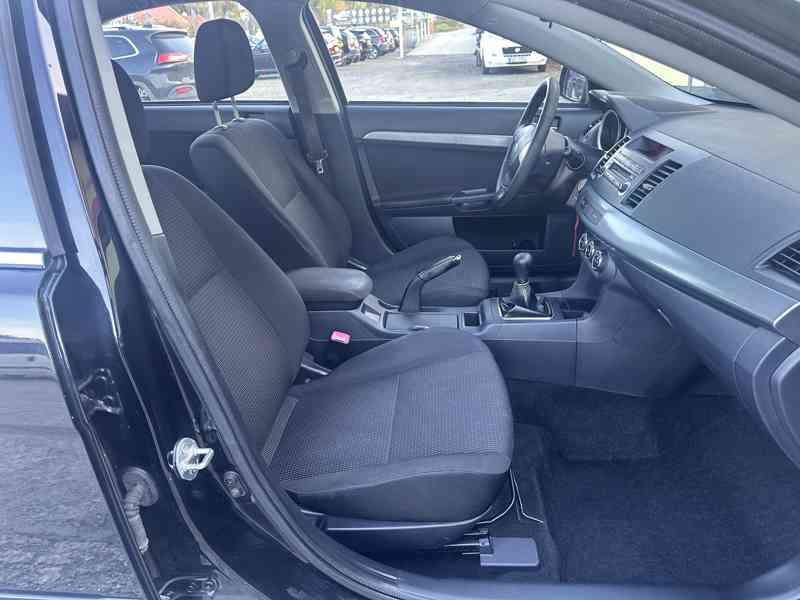 Mitsubishi Lancer 1.6i 85kW/ČR/1Maj - foto 19