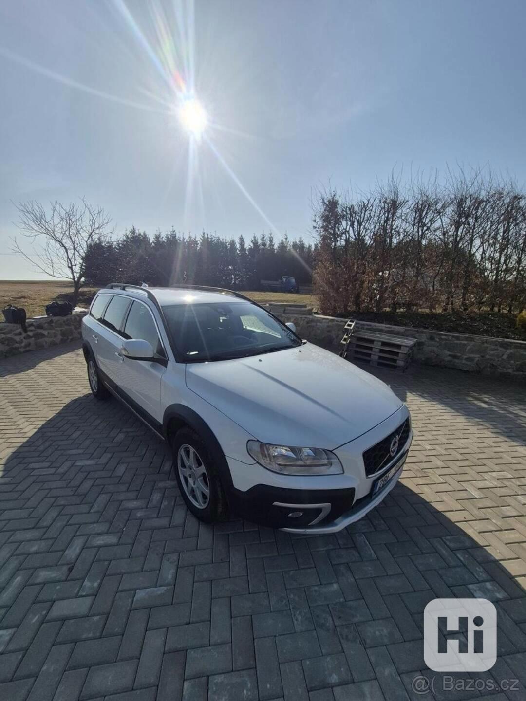 Volvo XC70 2,4   D4 AWD 158kW - foto 1