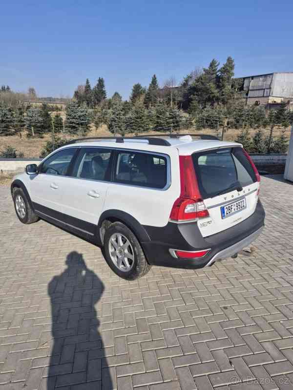 Volvo XC70 2,4   D4 AWD 158kW - foto 4