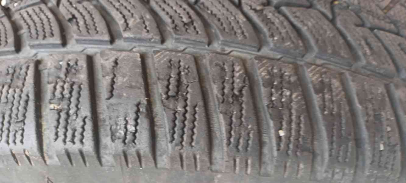 predam zimne pneumatiky dunlop 245/45/18 - foto 4