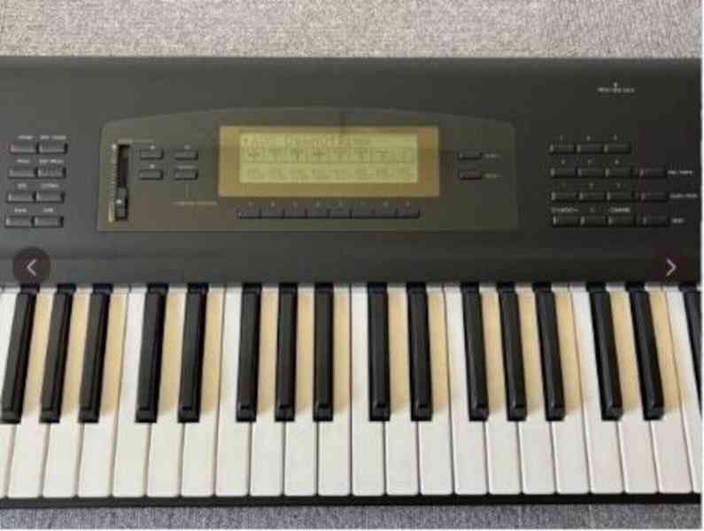 Prodám Korg 01 W Pro 76 kláves Keyboard Synthesizer Black ke - foto 3