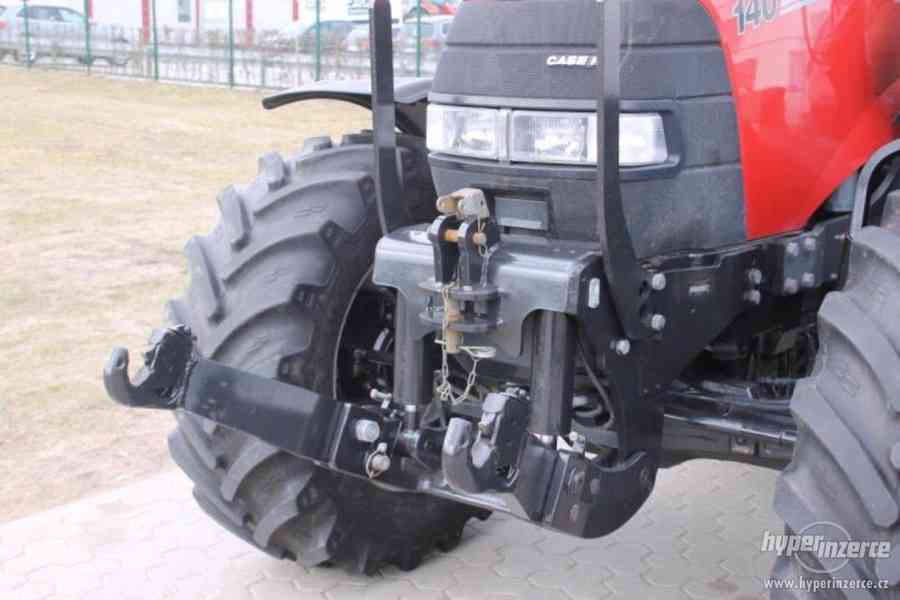 Prodám přední tříbodový závěs na traktor Case