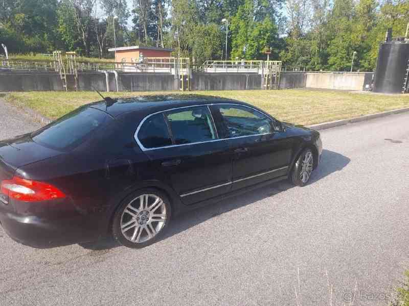 Škoda Superb DSG - foto 3
