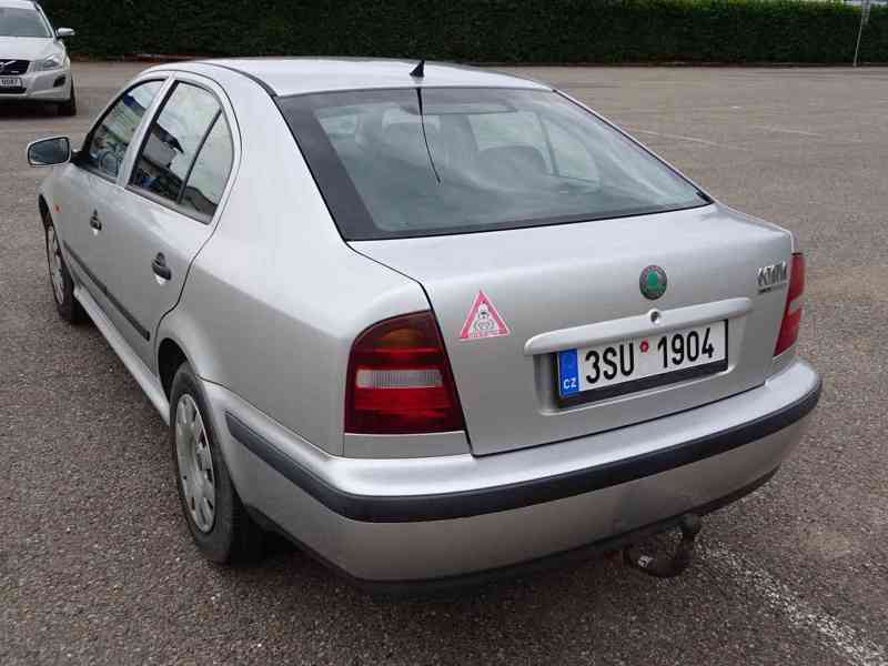 Škoda Octavia 1.6i r.v.1999 (eko zaplacen) KLIMA - foto 4
