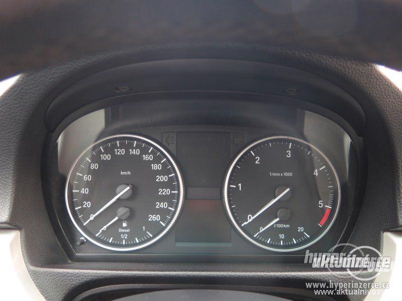 BMW 3 2.0, nafta, r.v. 2012 - foto 3