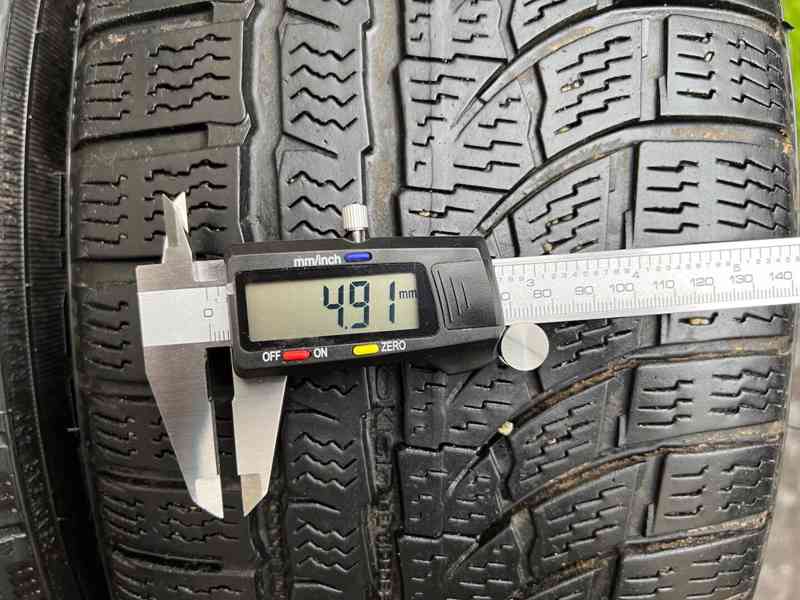 215 55 17 R17 zimní pneumatiky Nokian WR A4 - foto 3