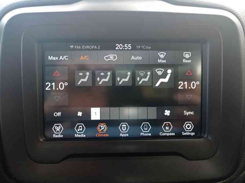 Jeep Renegade 2.0 JTD-MJET 4x4/1Maj/DigKlima - foto 29