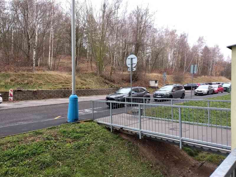 Prostorný třípokojový byt 77m², Teplice - ul. Habrová - foto 12