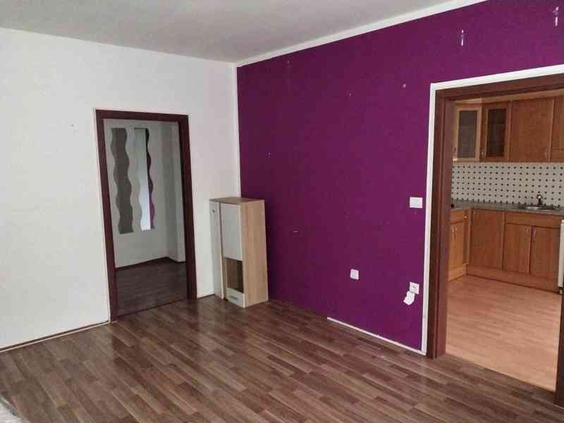 Prostorný třípokojový byt 77m², Teplice - ul. Habrová - foto 4