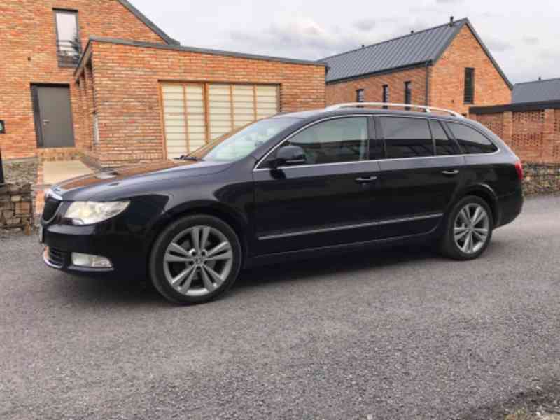Škoda Superb II Combi 2.0 TDI 125KW Elegance DSG - foto 3
