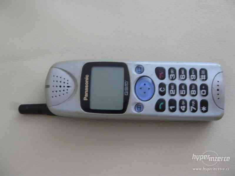 Panasonic EB-G520 - mobilní telefon z r.1999 - foto 1
