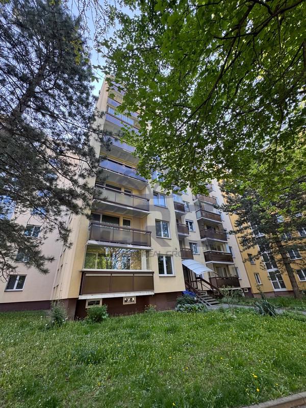 PRONÁJEM BYTU 2+KK S BALKÓNEM BRNO – BOHUNICE - foto 2