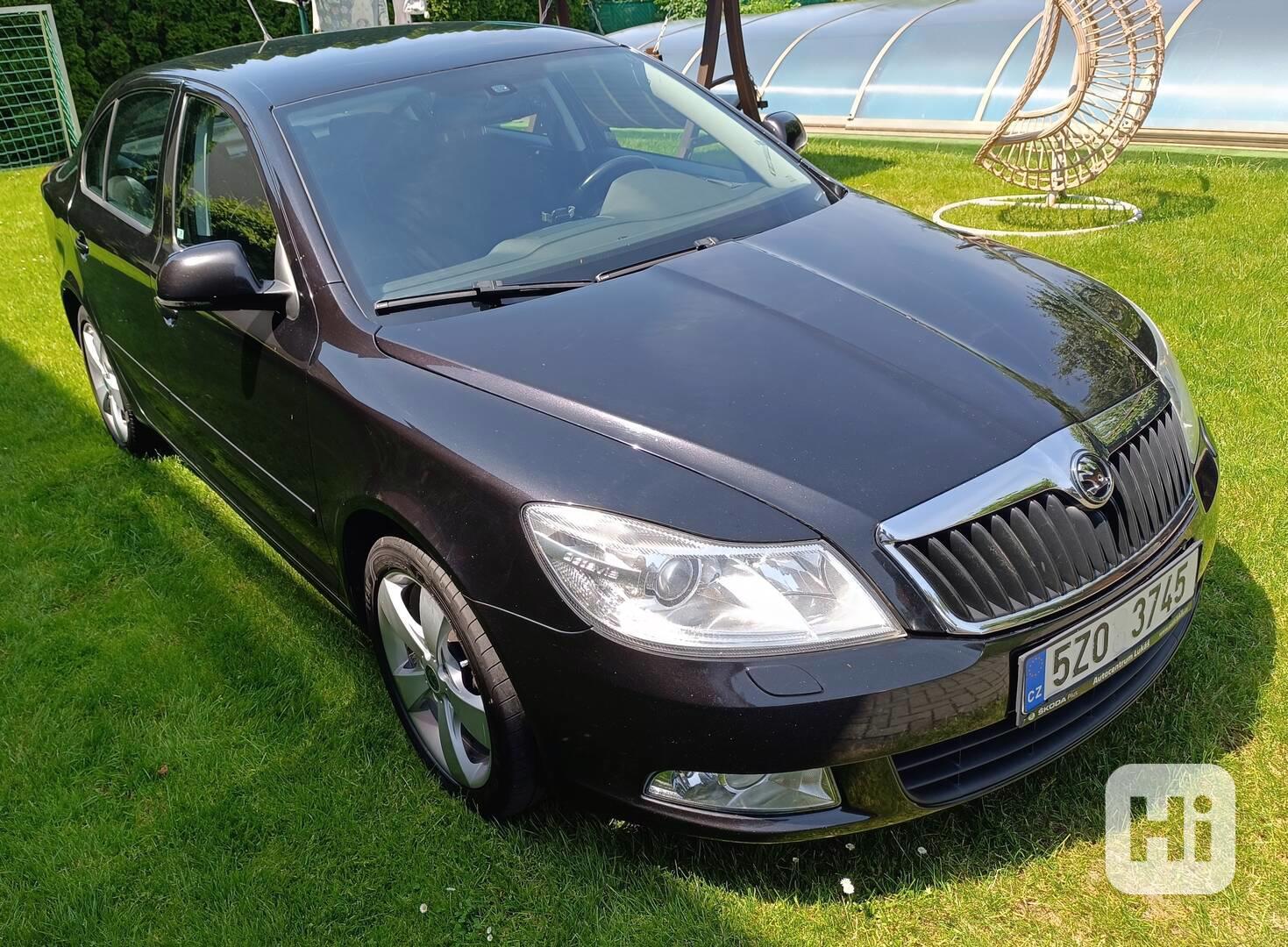 Škoda Octavia 2,0 TDI DSG Elegance - foto 1