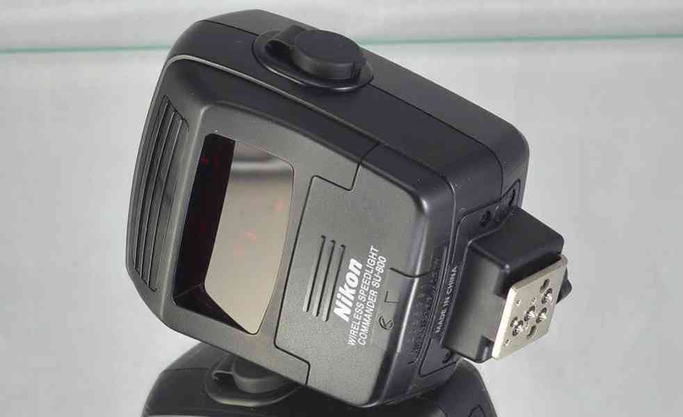 Nikon SU-800 *Bezdrátová záblesková jednotka*i-TTL - foto 5