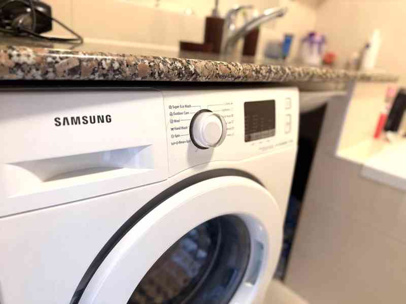 PRONÁJEM PROSTORNÉHO BYTU 3+1 S LODŽIÍ A SKLEPEM, BRNO - foto 12