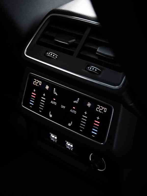 Audi A7 55TFSI Quattro - foto 17