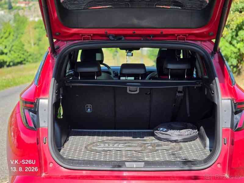 Hyundai Tucson 1,6   T-GDi P-HEV Style Premium 4x4 - foto 16