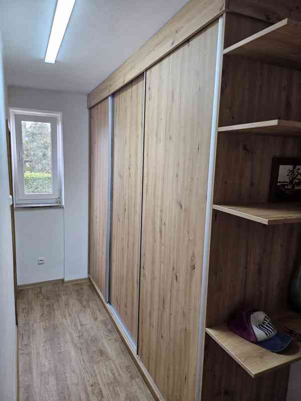 Byt 1+1 po rekonstrukci 41 m² a 2 sklepy - foto 2