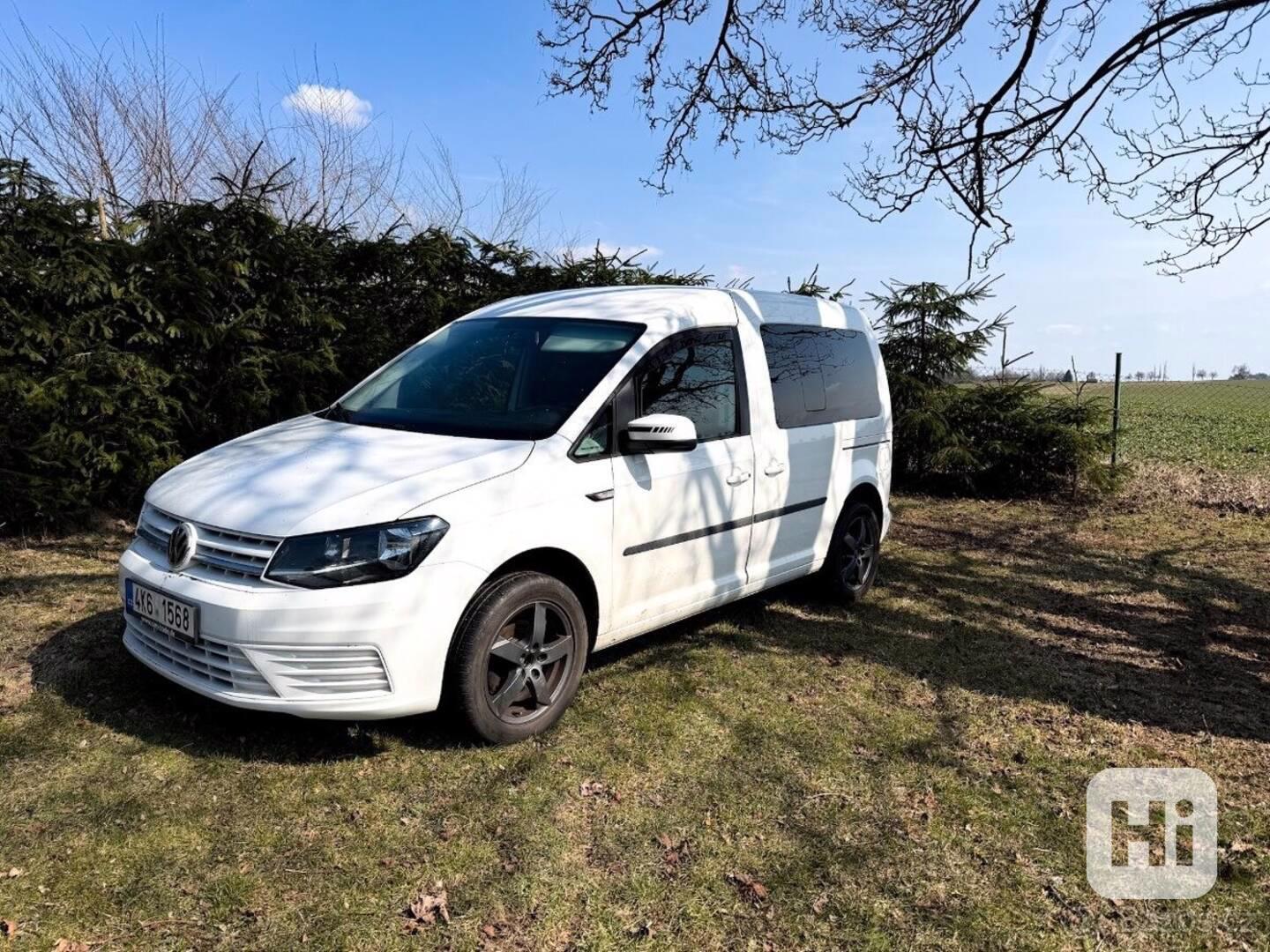 Volkswagen Caddy 2,0   TDI 2015 - foto 1