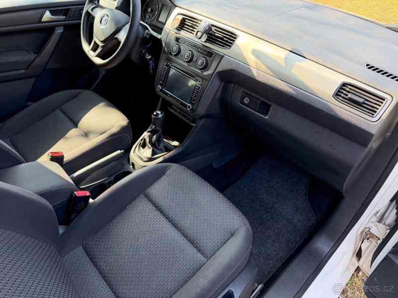 Volkswagen Caddy 2,0   TDI 2015 - foto 6