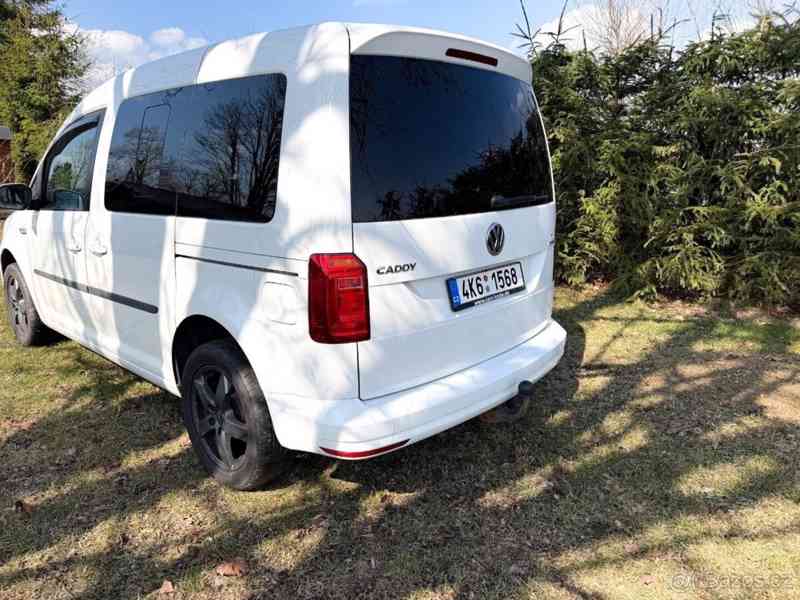 Volkswagen Caddy 2,0   TDI 2015 - foto 5