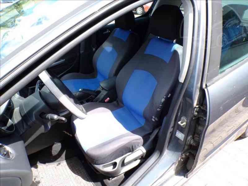 Peugeot 308 1,6 HDi - foto 7