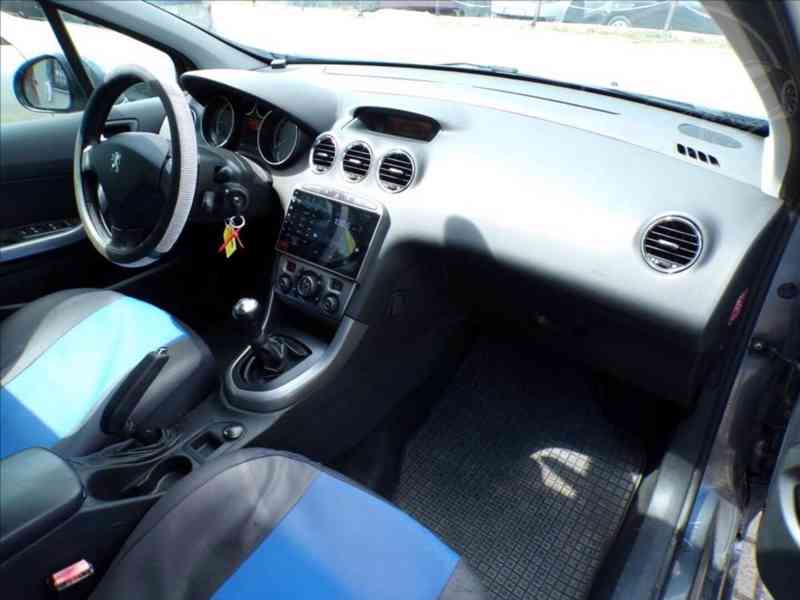 Peugeot 308 1,6 HDi - foto 11
