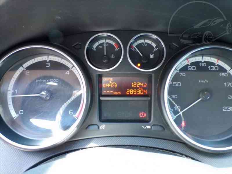 Peugeot 308 1,6 HDi - foto 6