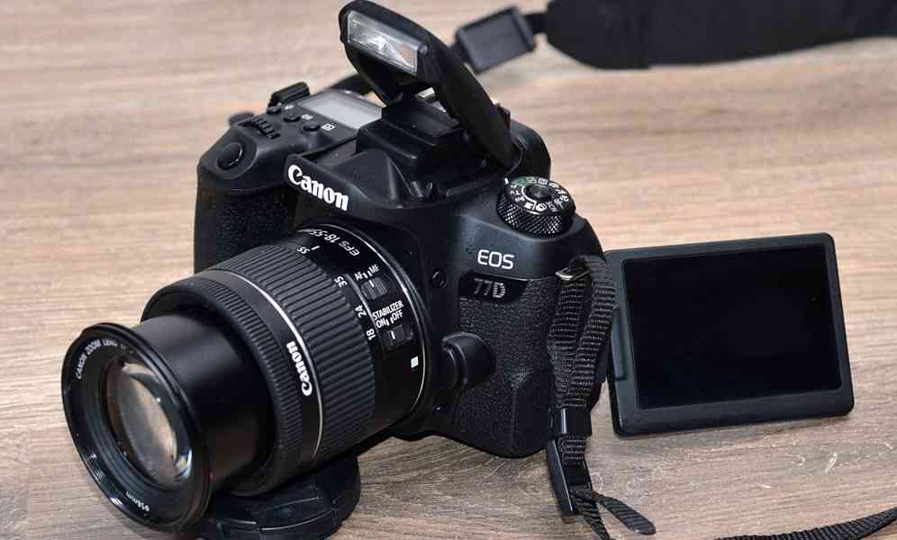 Canon EOS 77D + Objektiv 18-55mm 8 700 Exp. - foto 7