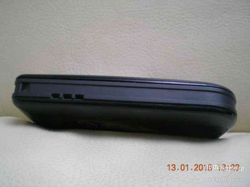 Nokia 7610 z r.2004 - funkční telefon se Symbian 60 - foto 4