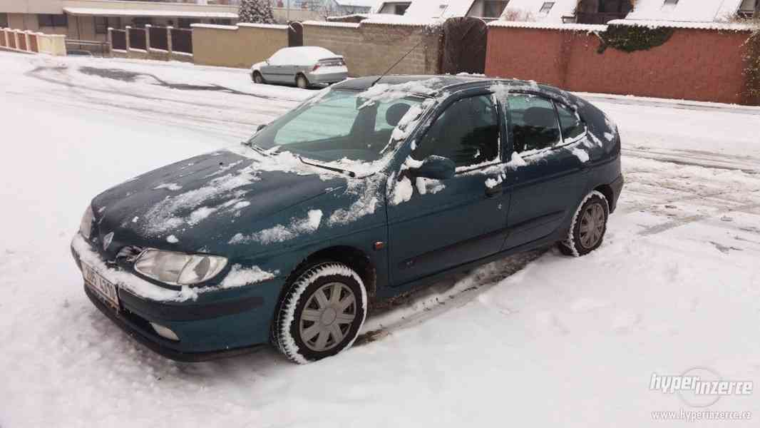 Renault Megane 1.6 - foto 9