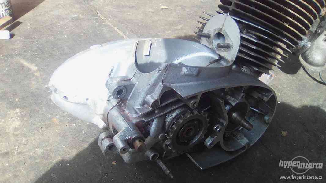 motor jawa 250 353. - foto 1