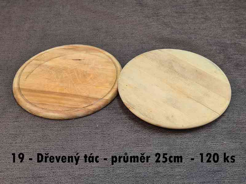 Středověké nádobí a dekorace - foto 19